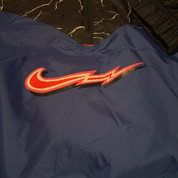 Nike Sportswear Electric Anorak Mesh Lined Half Zip Jacket - Picture 2 of 9